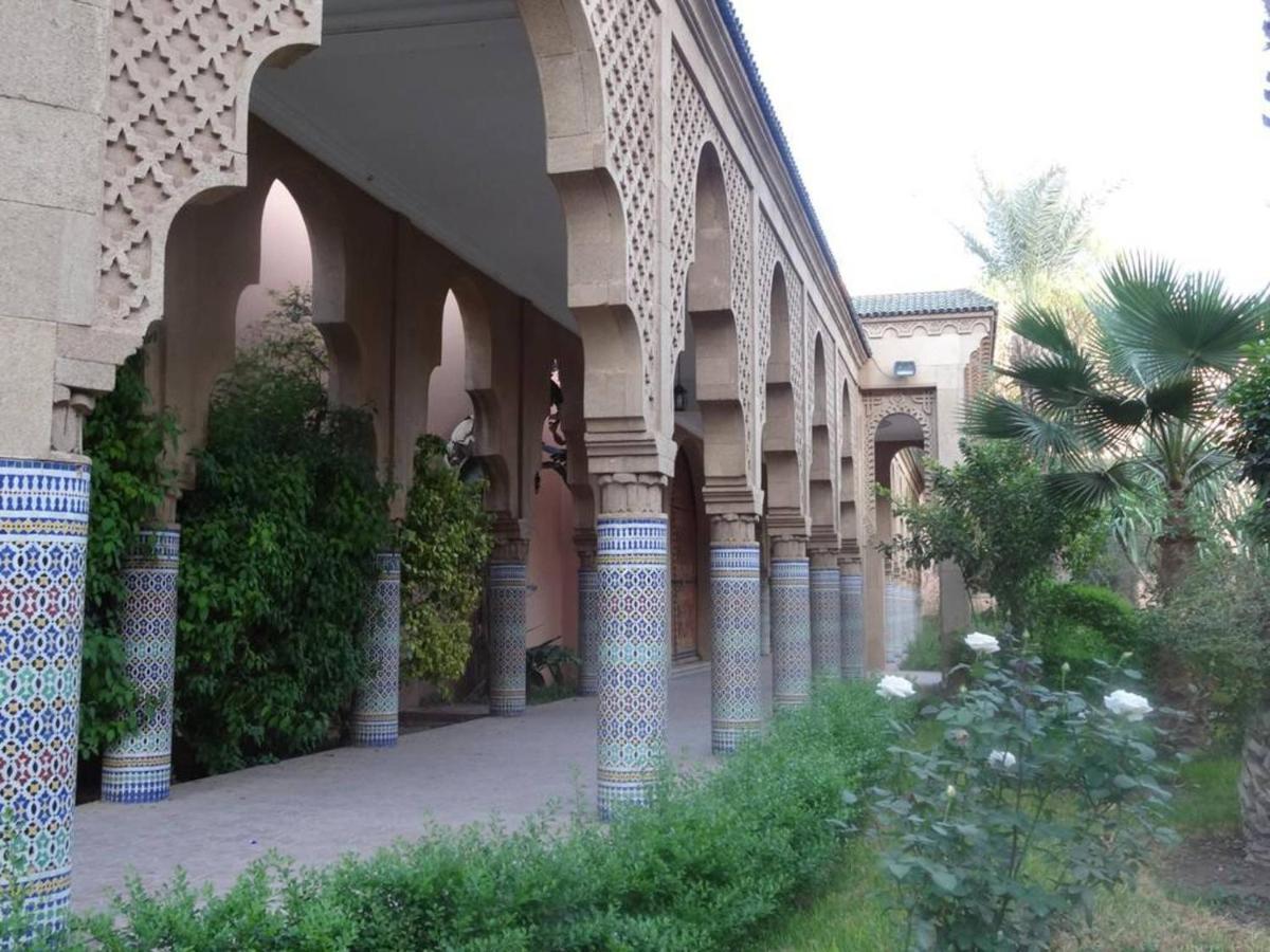 “yallah”riyad Triplex For 6 Persons Max *